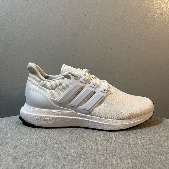 adidas Other - Adidas UltraDream DNA Cloud White/Core Black Men's Shoe Size 7.5 JS0321​​​